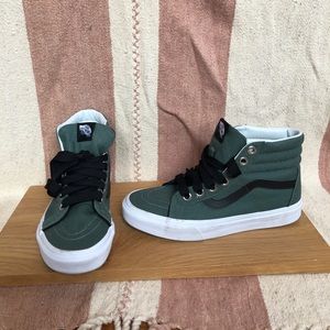 Vans High Top Sneaker